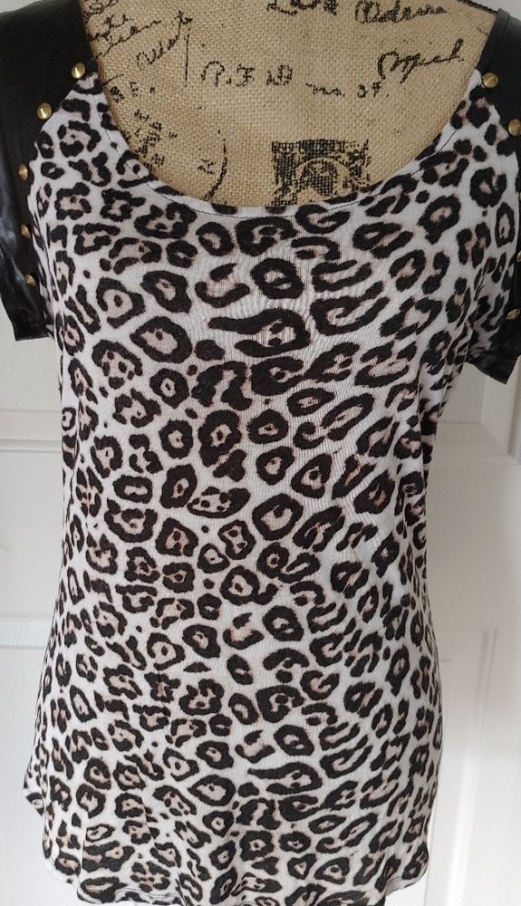 Animal print top with Faux Leather and Studs sz MD
